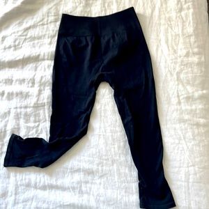 Black leggings from avocado
